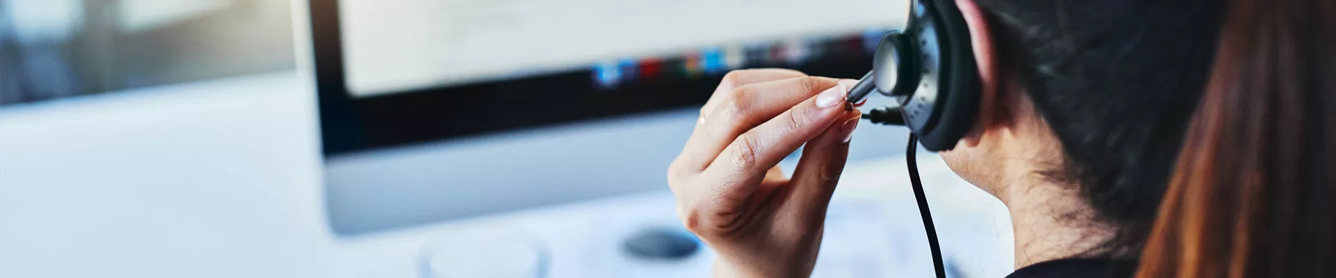 Связаться с нами